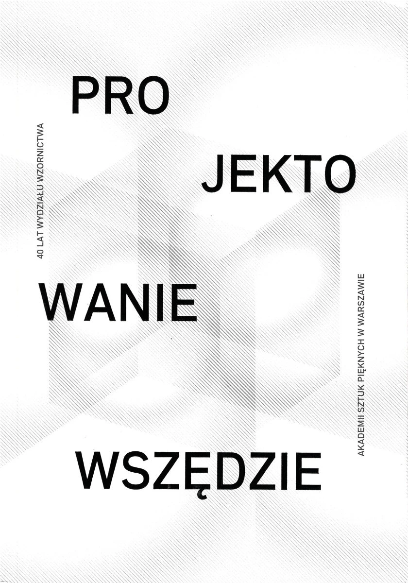 Na białym tle umieszczono tytuł publikacji, a za nim widnieje blady sześcian ze wzorem w paski
