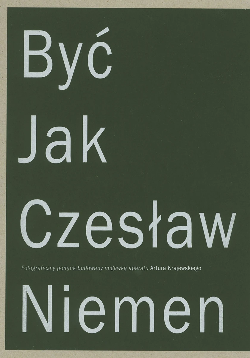 Okładka w kolorze czarnym z białym tytułem napisanym prostą, wyraźną czcionką