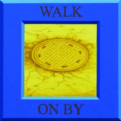 Centralną część pracy zajmuje studzienka kanalizacyjna w żółtym odcieniu